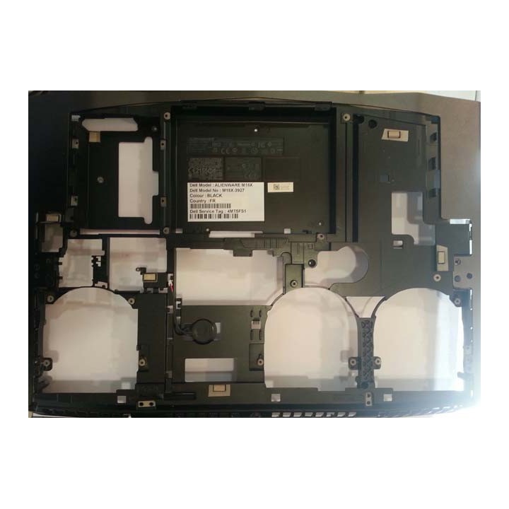 Plasturgie de basse dessous Dell Alienware M18X - ABIMEDIA