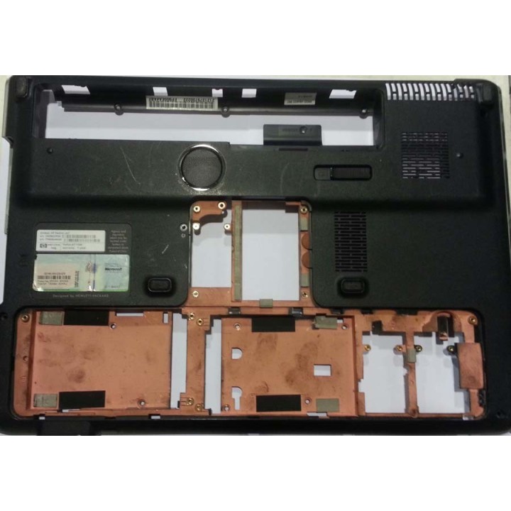 Plasturgie Base Dessous HP Pavilion dv7-1103ef - Pièce